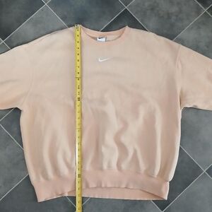Nike Peach Sweatshirt